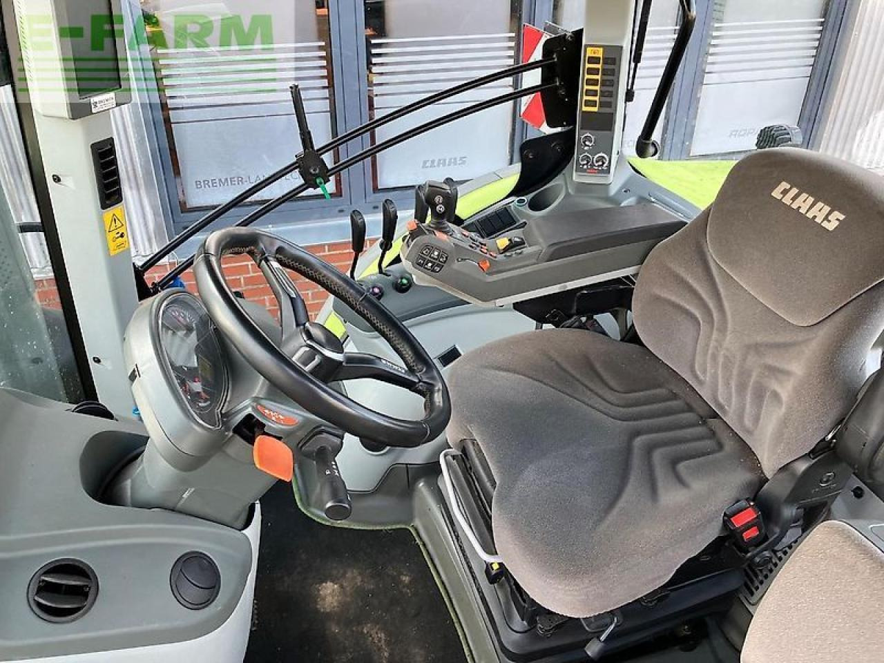 Farm tractor CLAAS arion 650 cis + fl140 CIS+