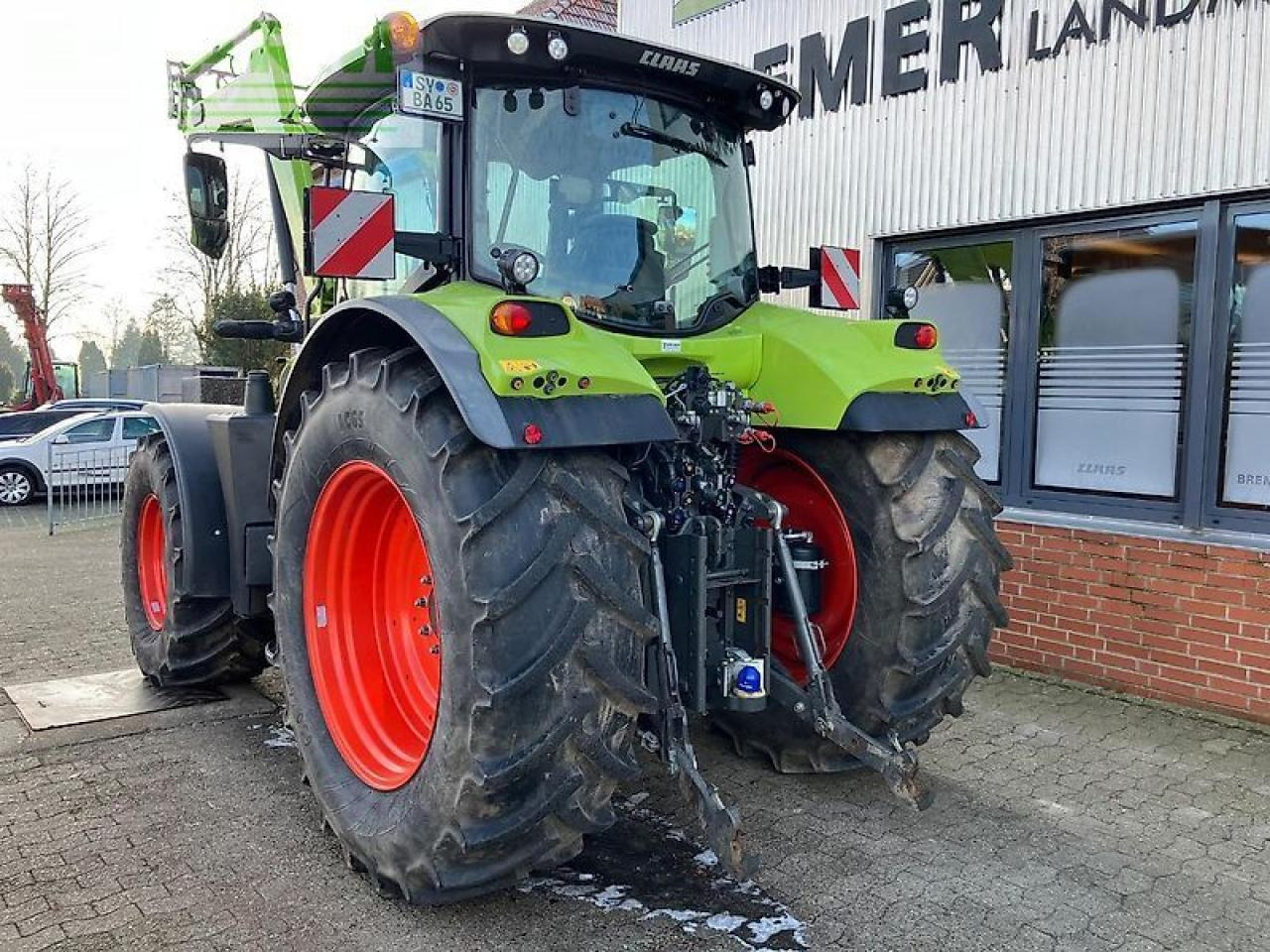 Farm tractor CLAAS arion 650 cis + fl140 CIS+