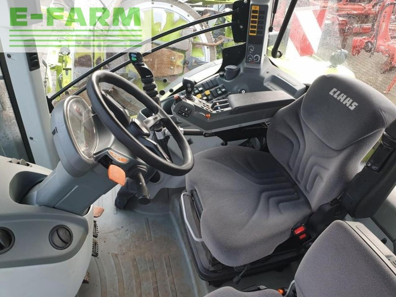 Farm tractor CLAAS arion 650 cis + mit fl mx u414