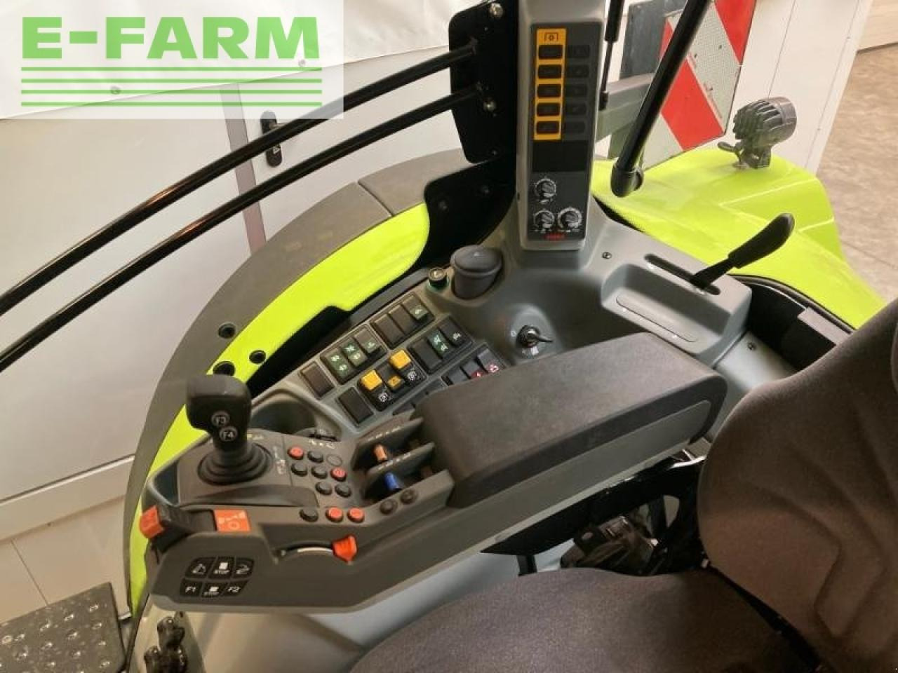 Farm tractor CLAAS arion 650 hexa stage v