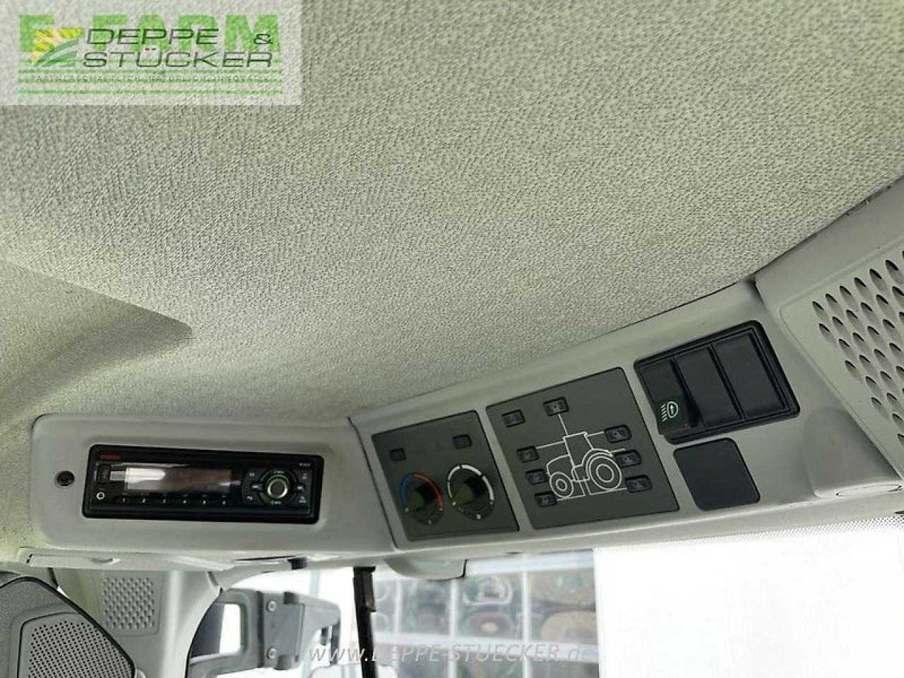 Farm tractor CLAAS arion 650 hexashift