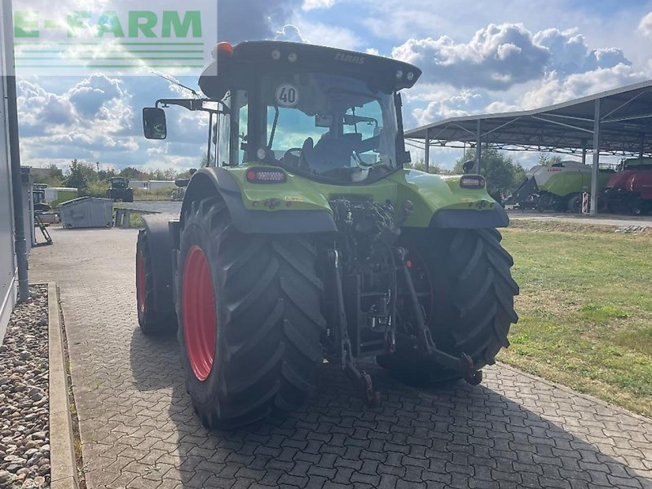 Farm tractor CLAAS arion 650 hexashift
