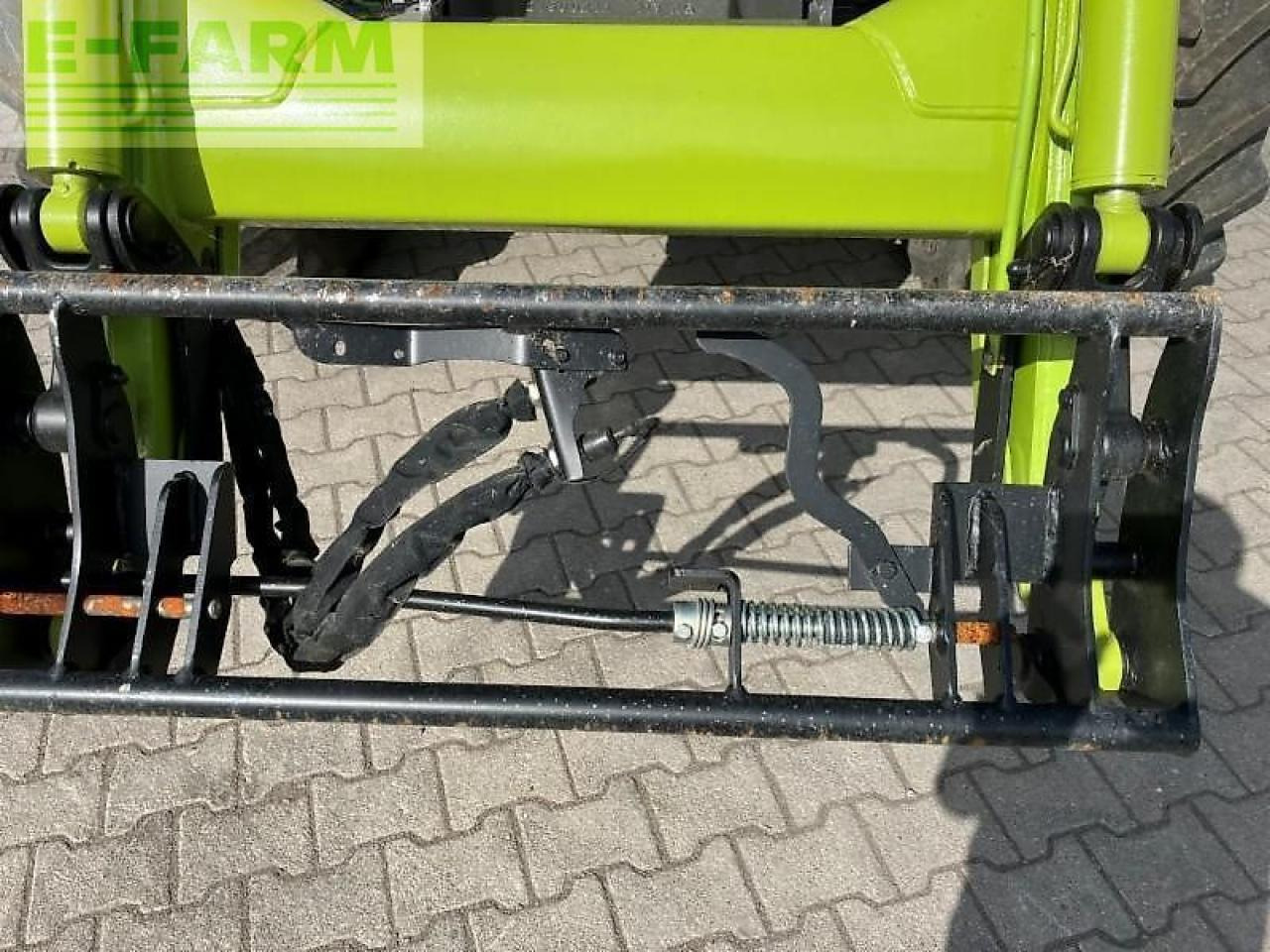 Farm tractor CLAAS arion 650 st4 hexa