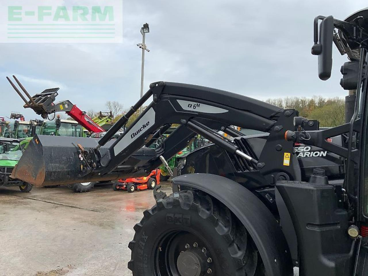 Farm tractor CLAAS arion 650 tractor (st24962)