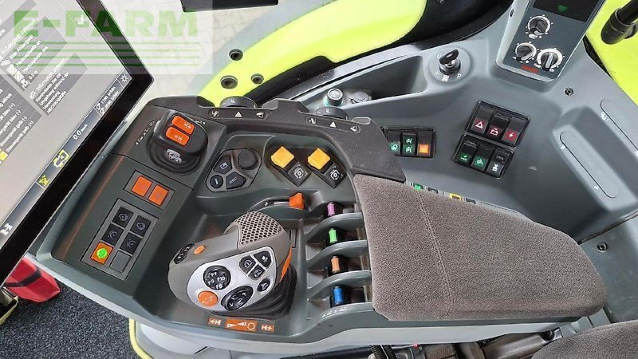 Farm tractor CLAAS arion 660 cebis