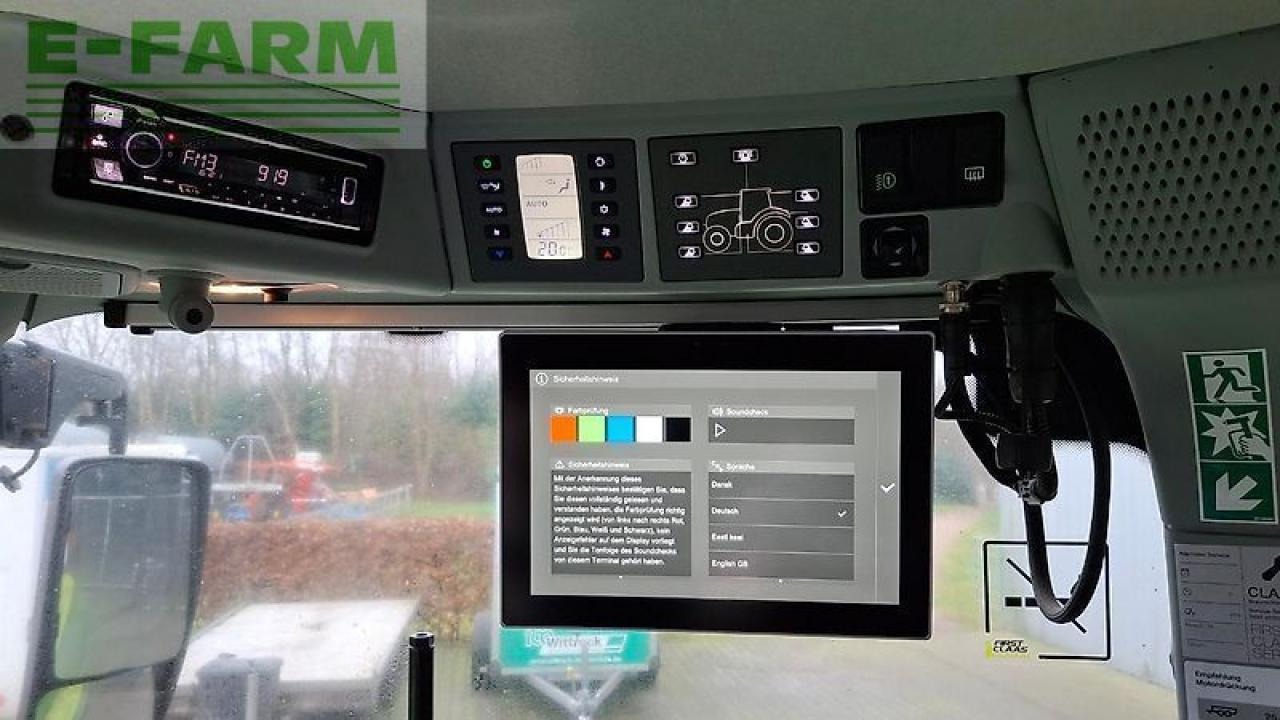 Farm tractor CLAAS arion 660 cebis