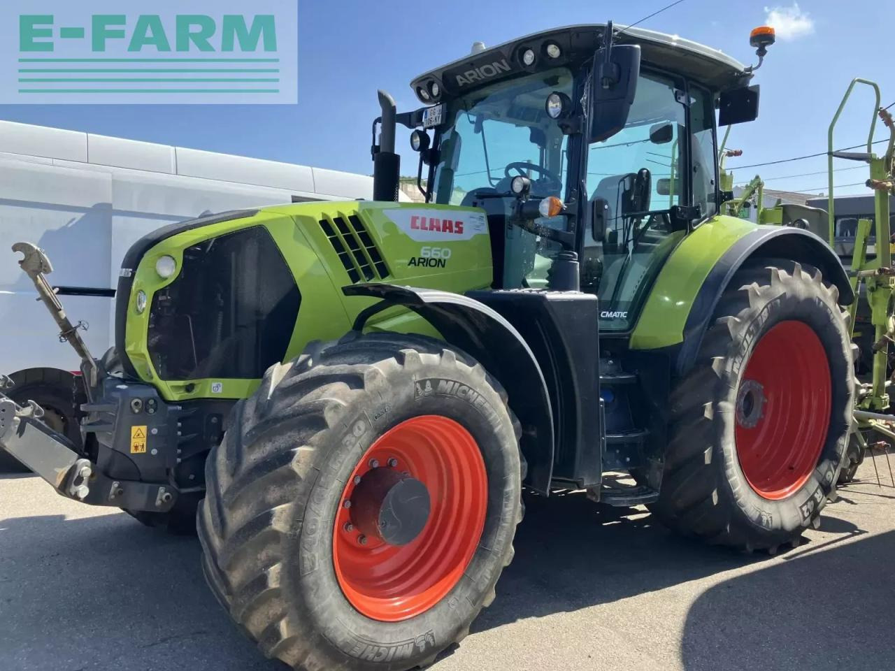 Farm tractor CLAAS arion 660 cis +