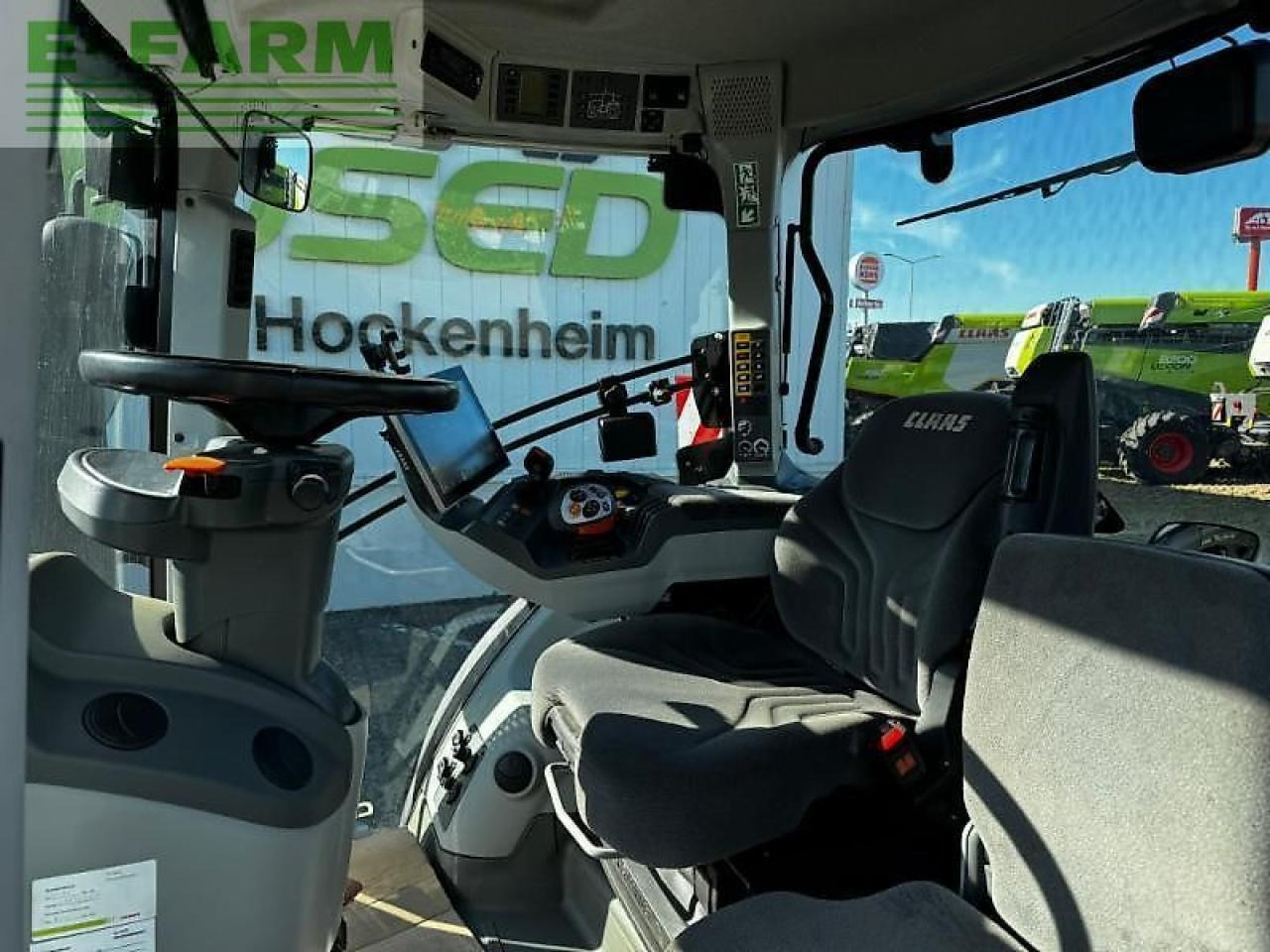 Farm tractor CLAAS arion 660 cmatic
