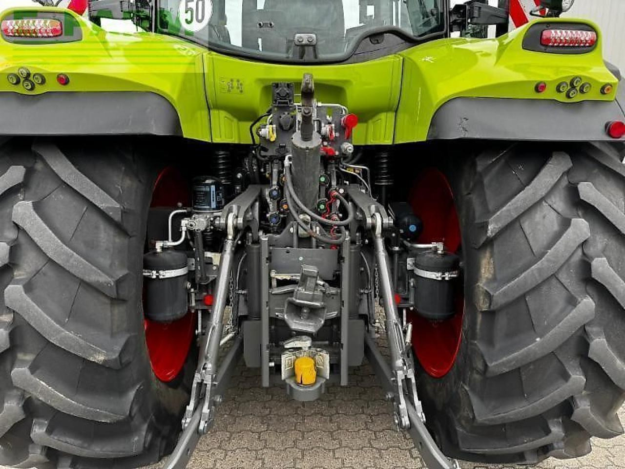Farm tractor CLAAS arion 660 cmatic