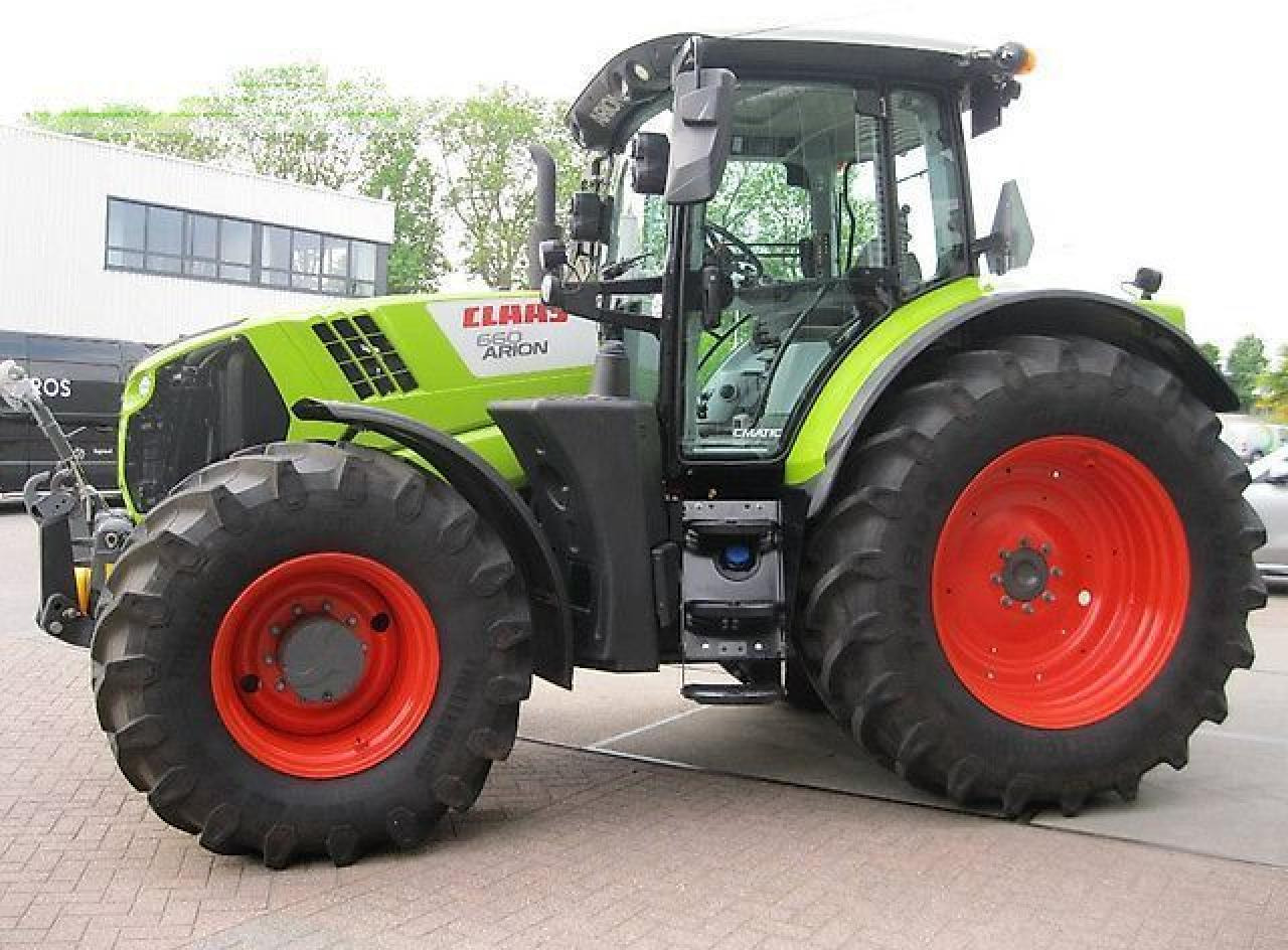 Farm tractor CLAAS arion 660 cmatic