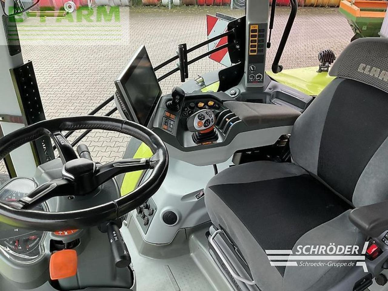 Farm tractor CLAAS arion 660 cmatic