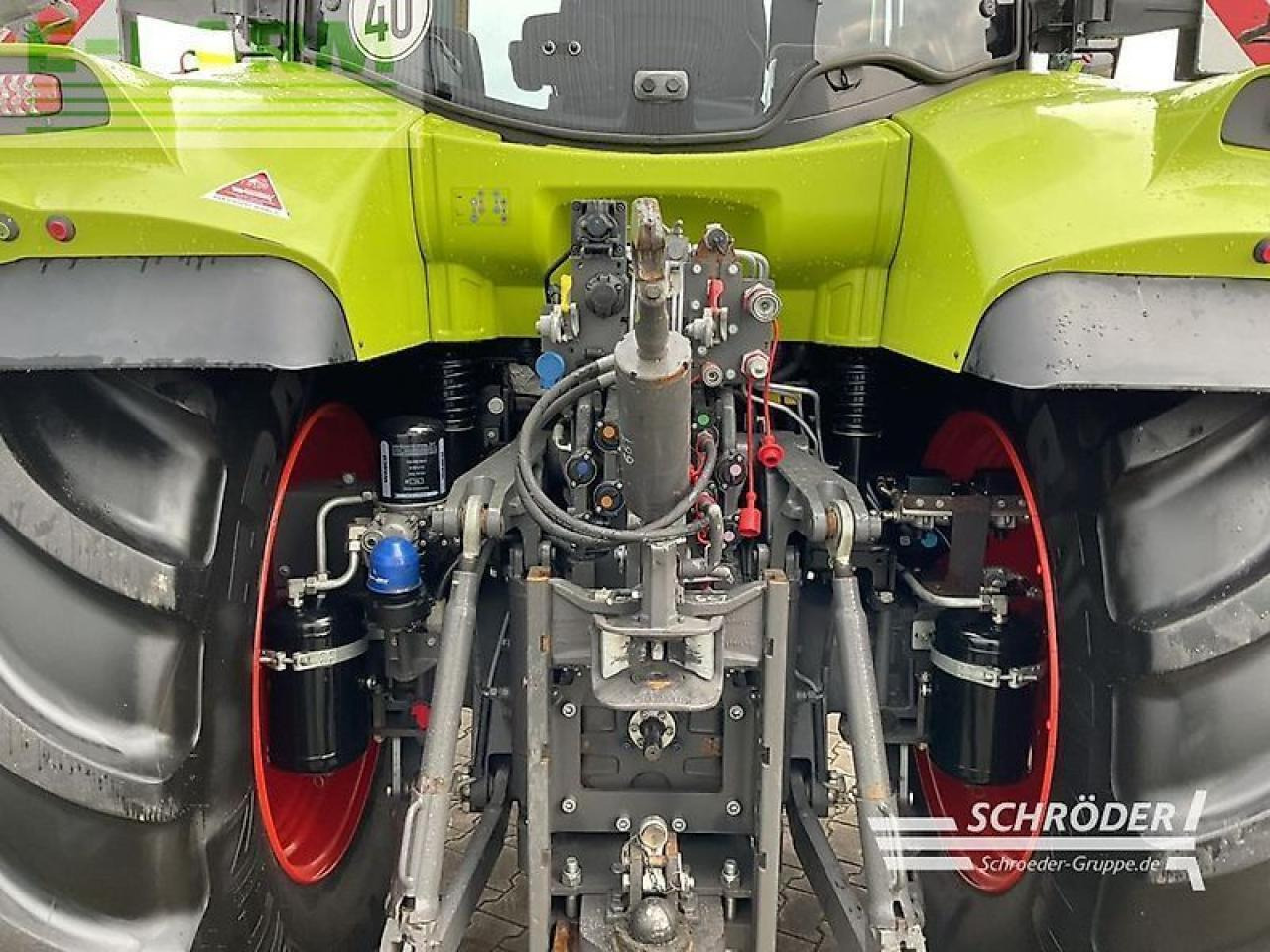 Farm tractor CLAAS arion 660 cmatic