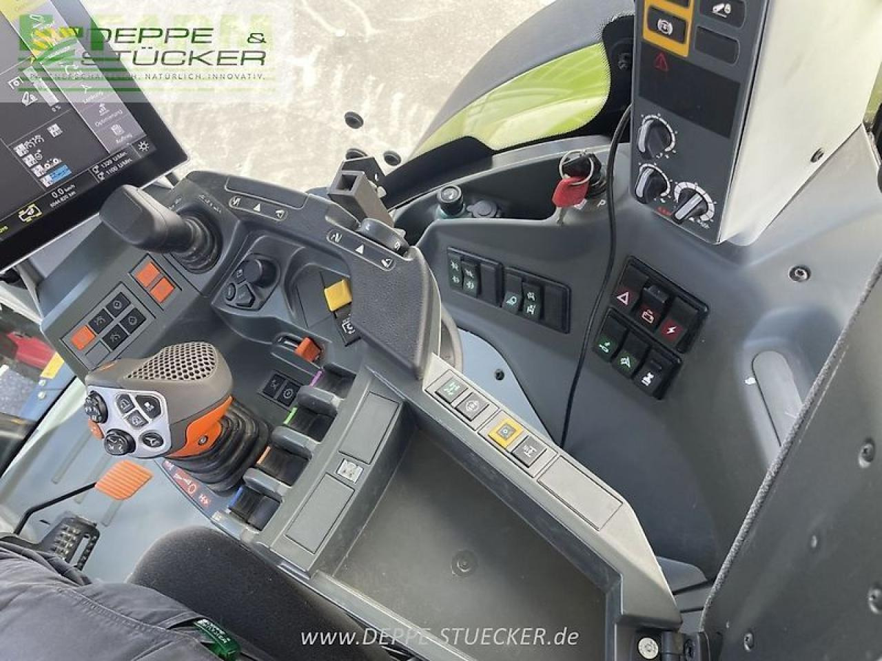 Farm tractor CLAAS arion 660 cmatic