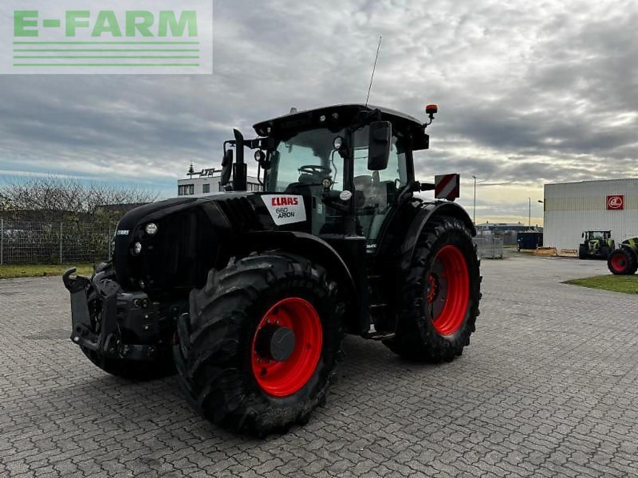 Farm tractor CLAAS arion 660 cmatic