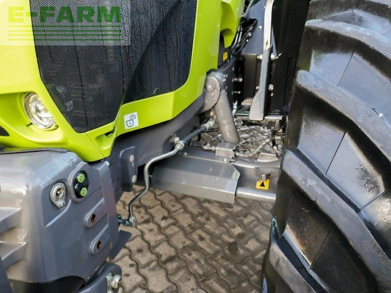Farm tractor CLAAS arion 660 cmatic cebis CMATIC CEBIS