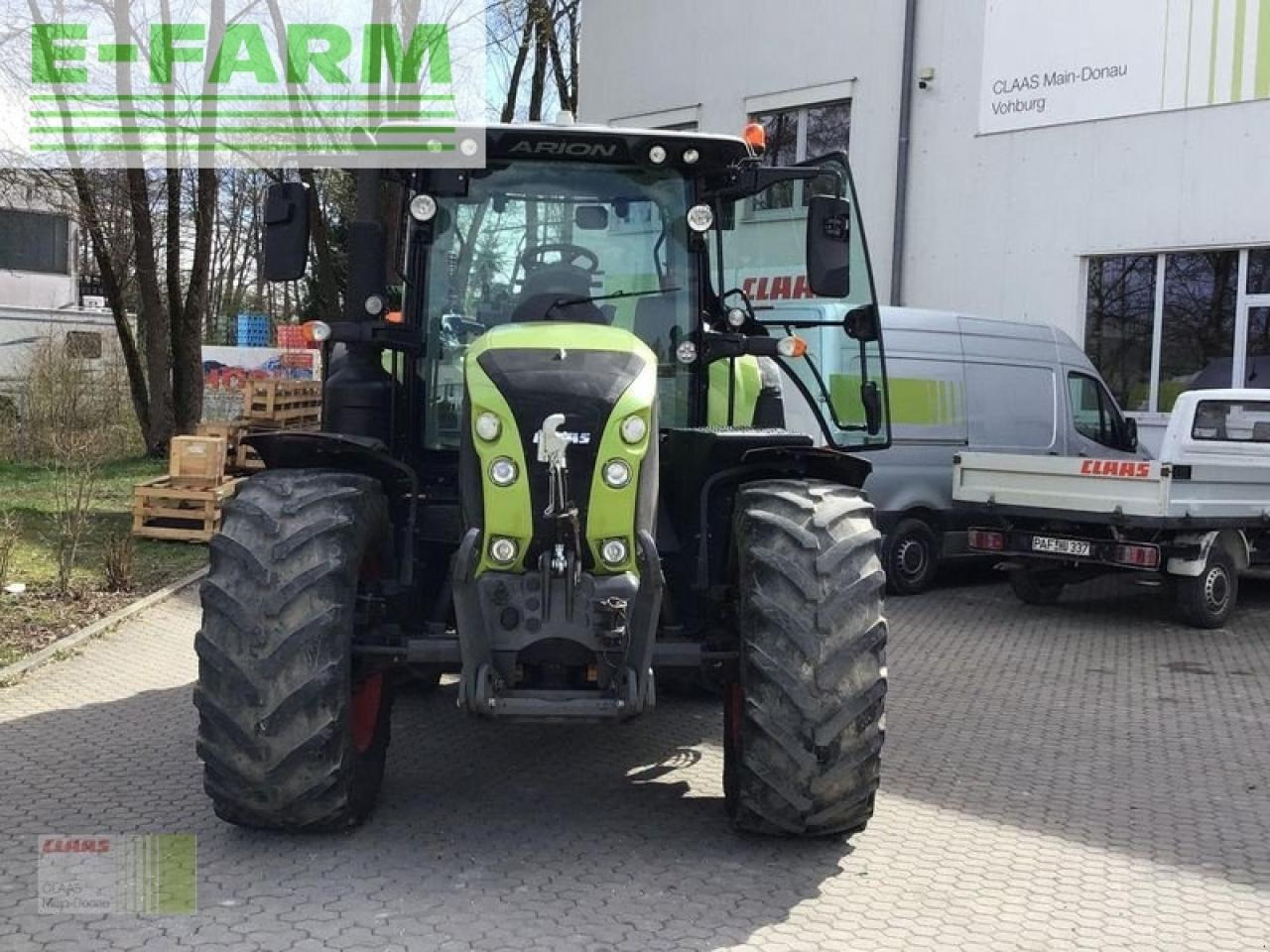 Farm tractor CLAAS arion 660 cmatic cis+