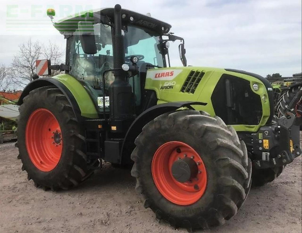 Farm tractor CLAAS arion 660 cmatic focus