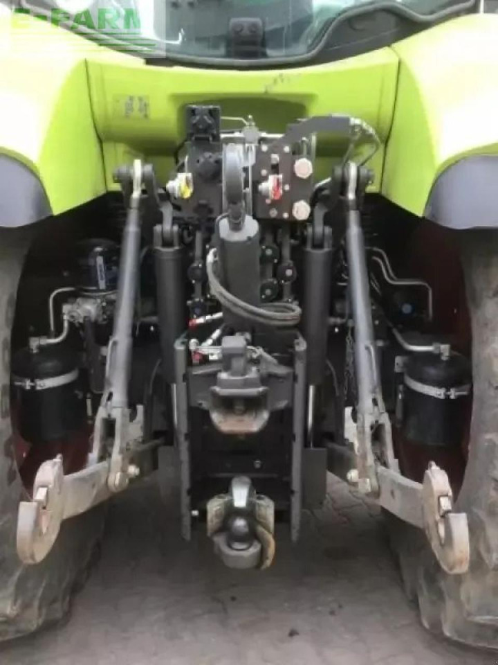 Farm tractor CLAAS arion 660 cmatic focus