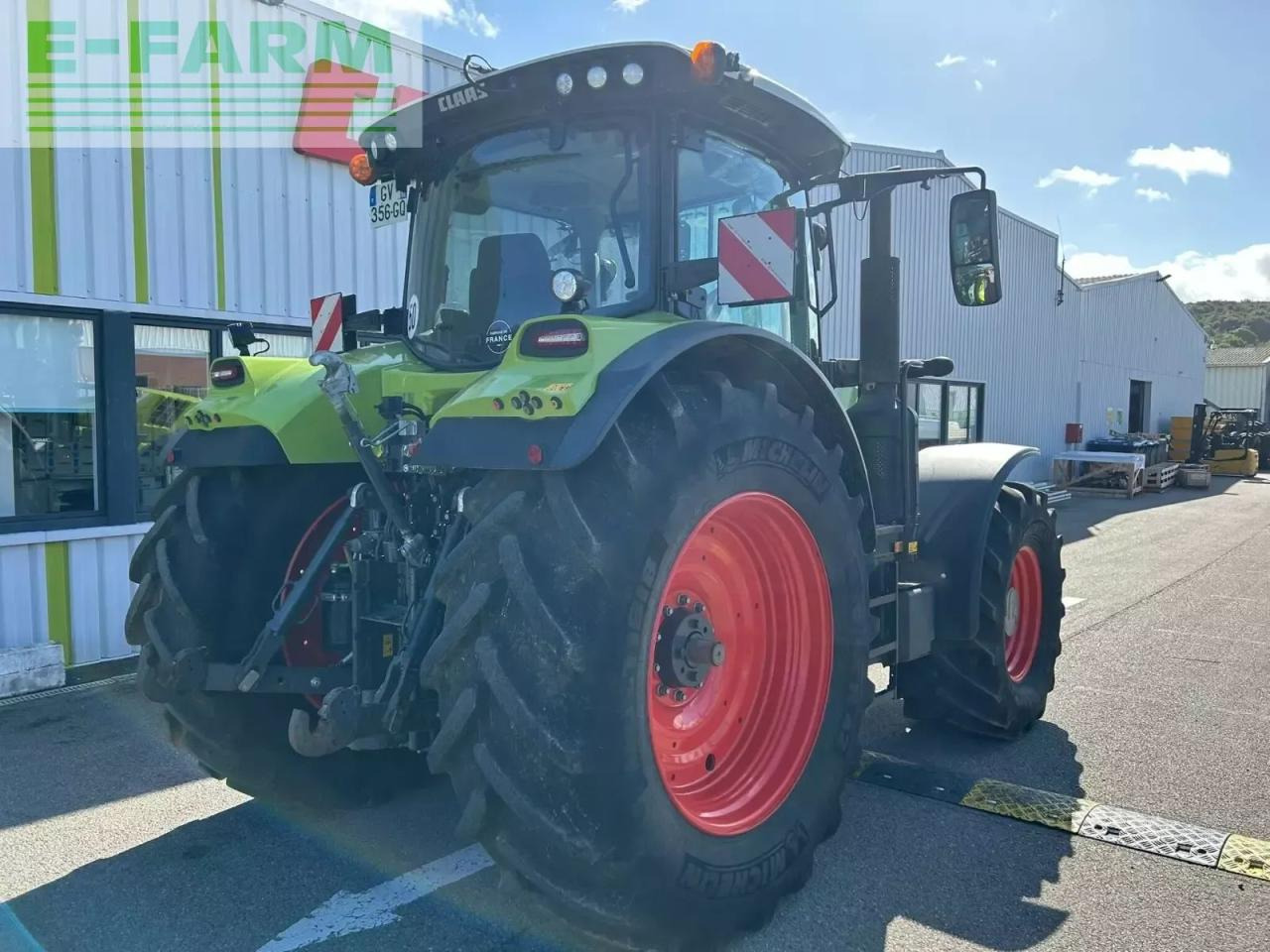 Farm tractor CLAAS arion 660 cmatic privilege