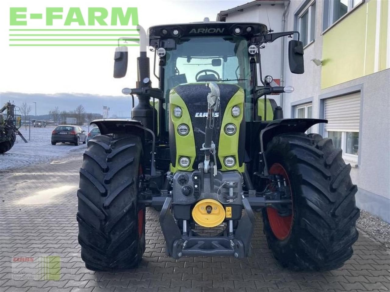 Farm tractor CLAAS arion 660 cmatic - st v first