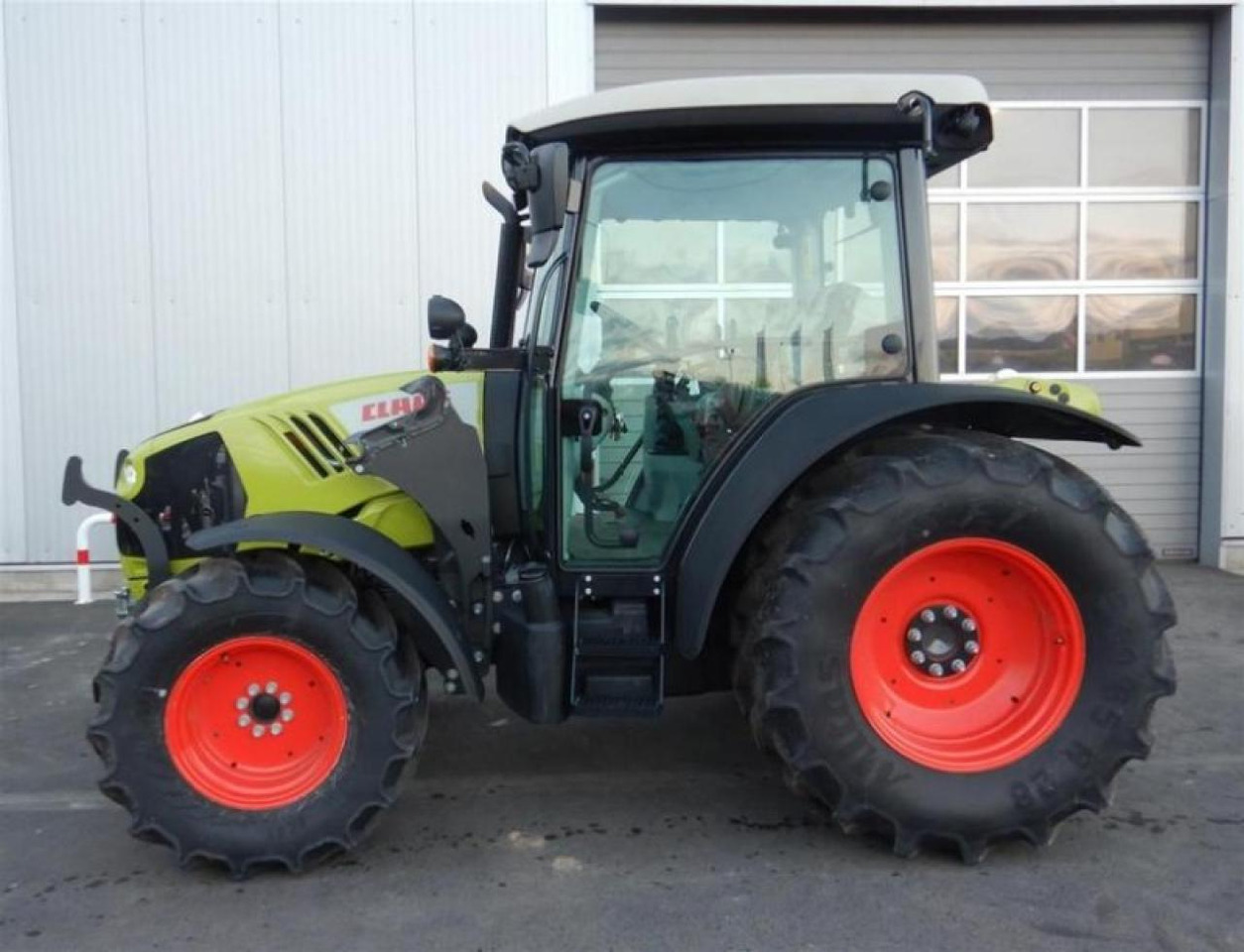 Farm tractor CLAAS atos 220 c