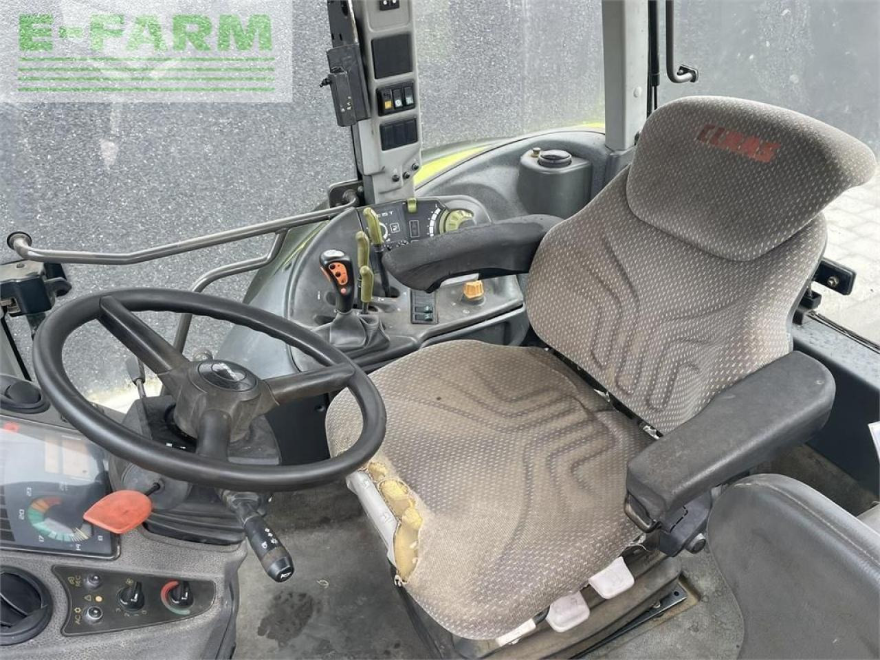Farm tractor CLAAS atz 567