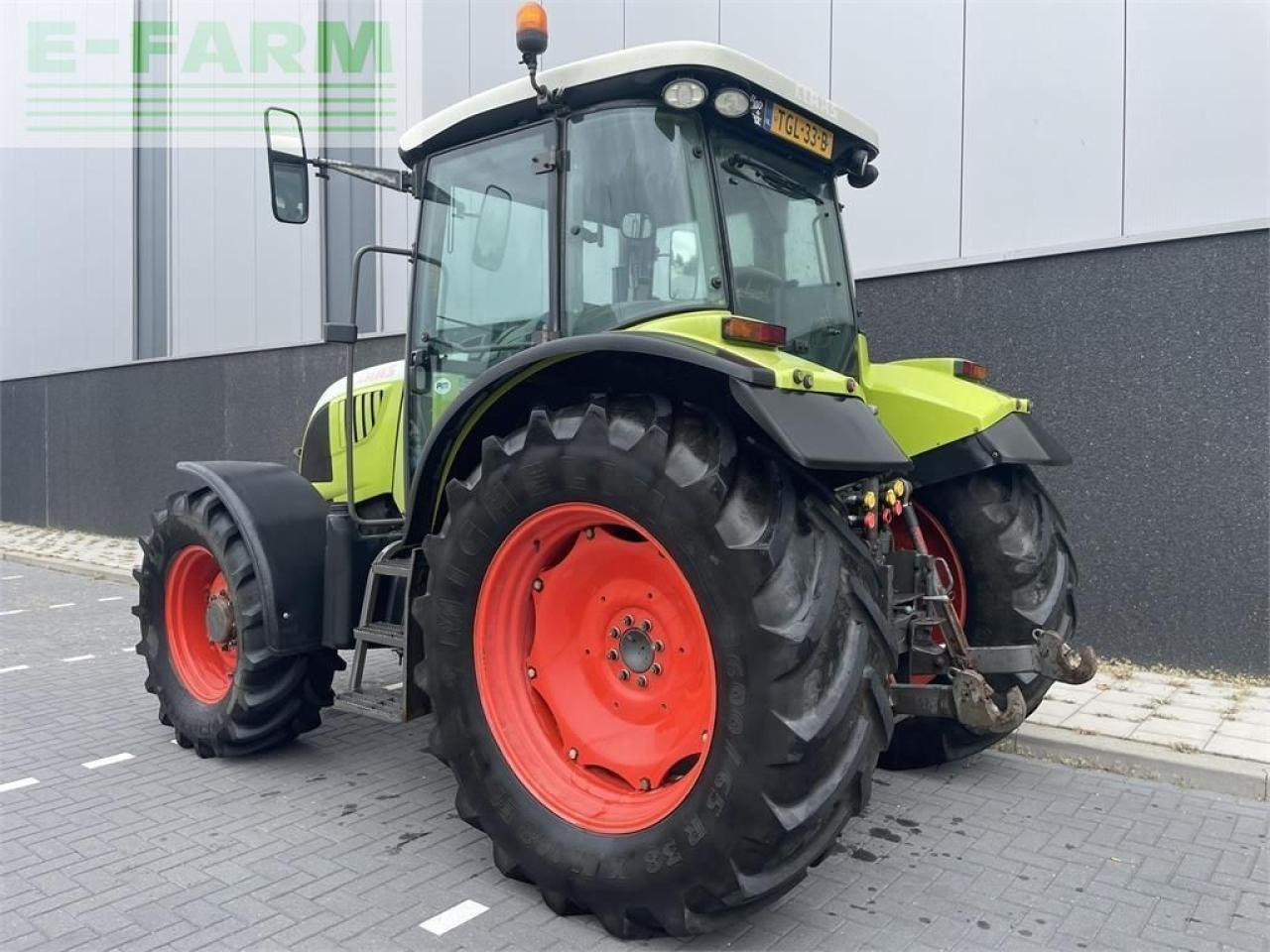 Farm tractor CLAAS atz 567