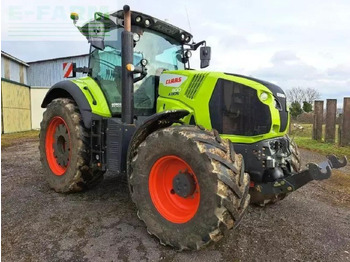 Farm tractor CLAAS axion 800