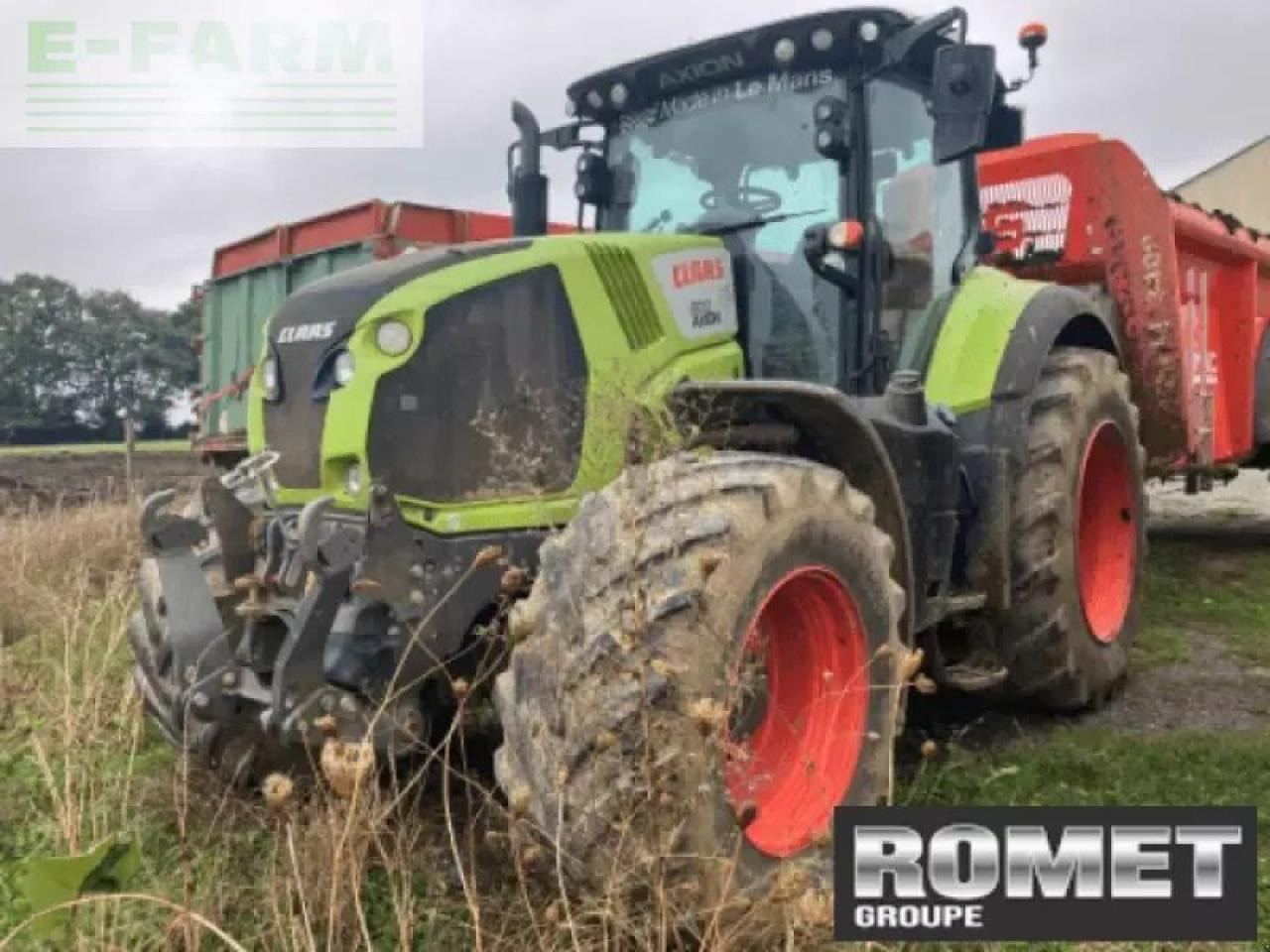 Farm tractor CLAAS axion 800