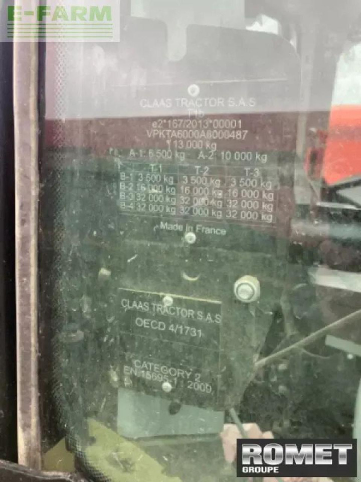 Farm tractor CLAAS axion 800