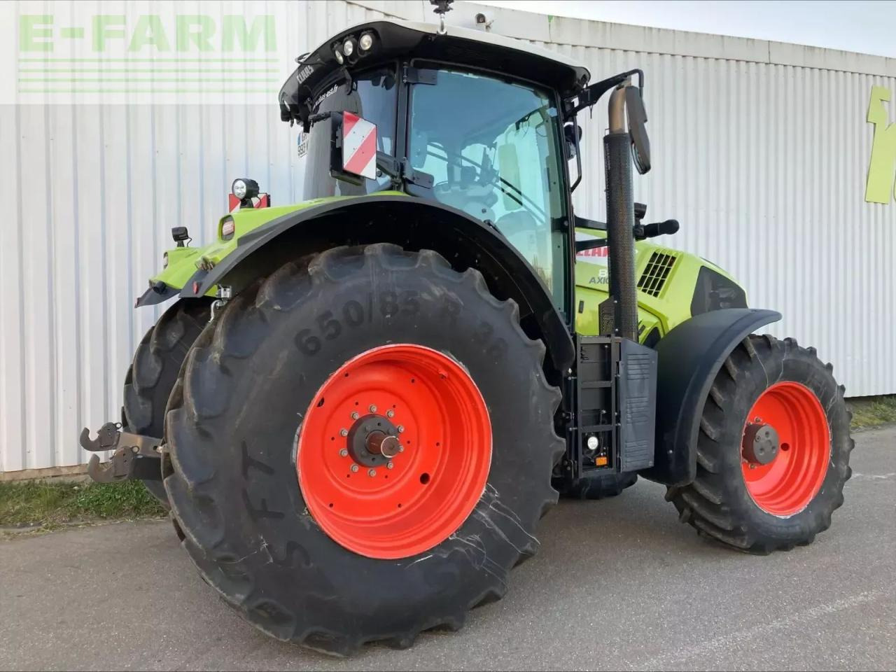Farm tractor CLAAS axion 800 cmatic s5
