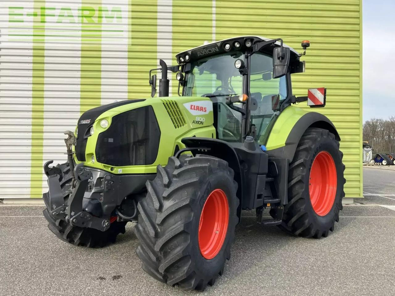 Farm tractor CLAAS axion 800 hexashift ls+