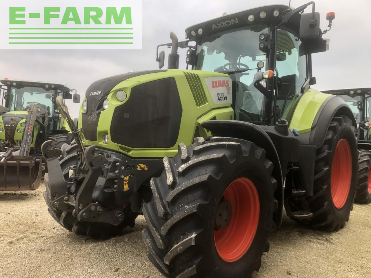 Farm tractor CLAAS axion 800 t4f