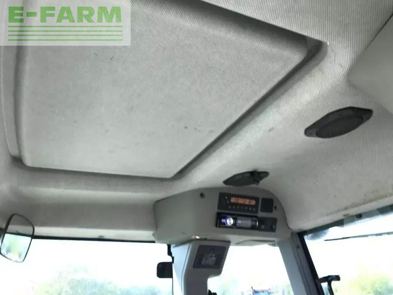 Farm tractor CLAAS axion 810