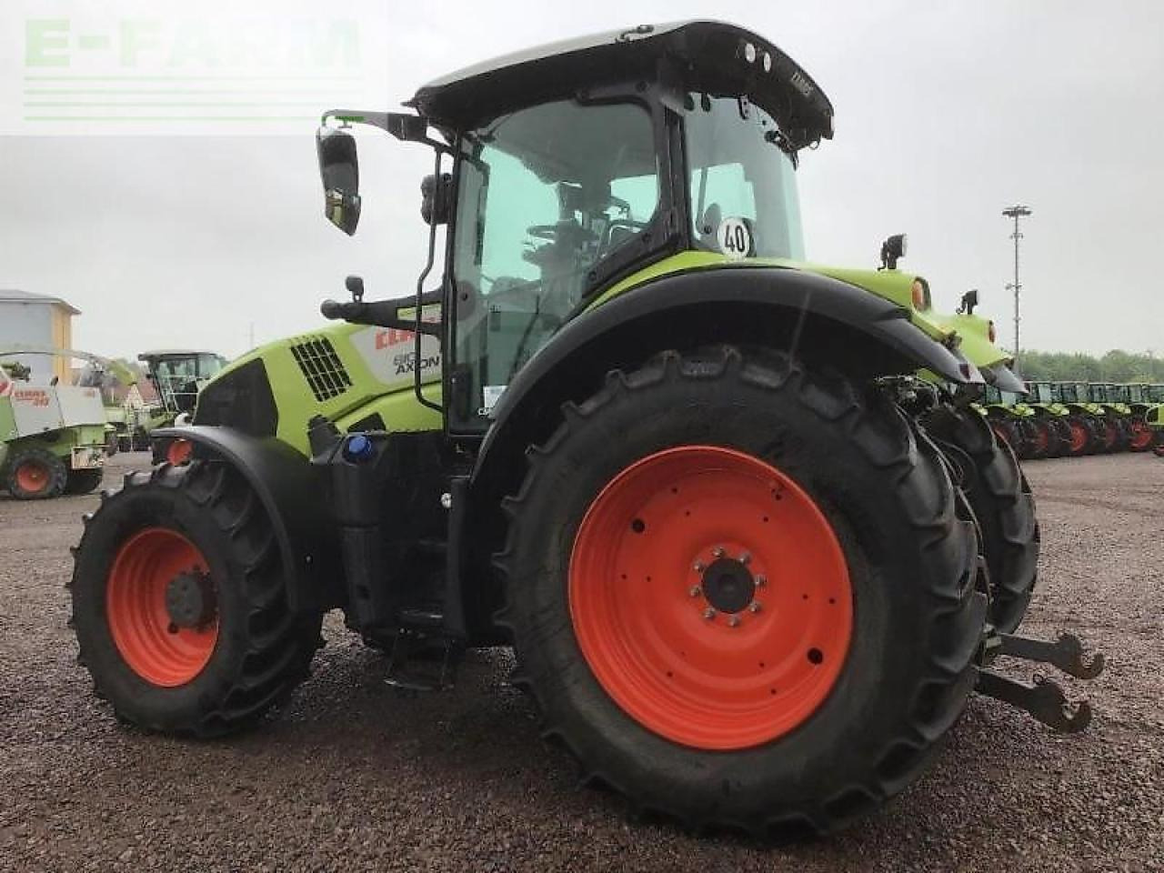 Farm tractor CLAAS axion 810