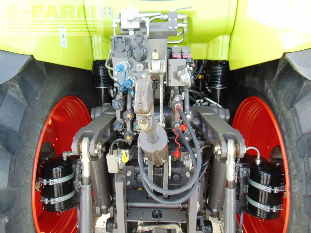 Farm tractor CLAAS axion 810 c-matic CMATIC