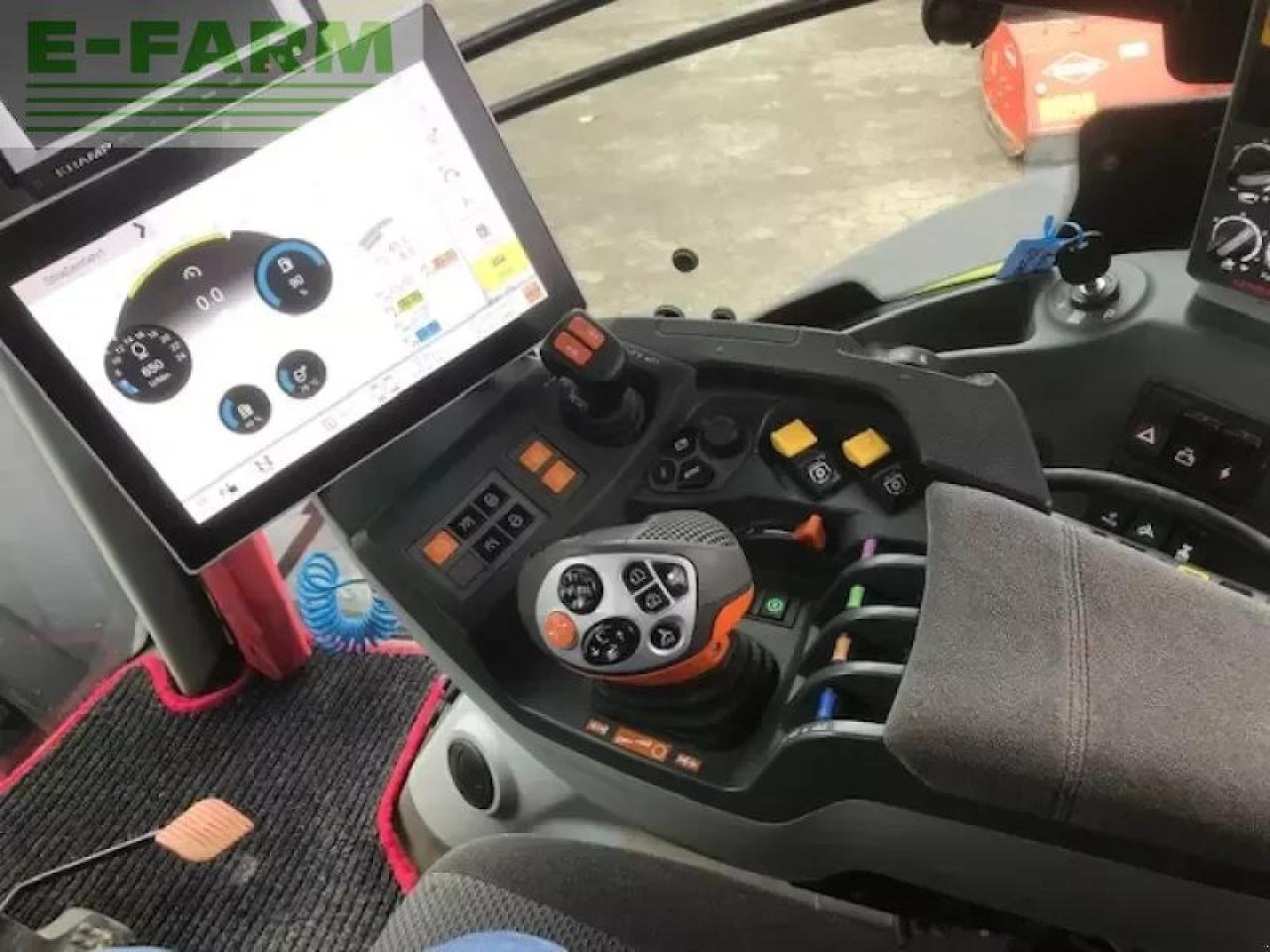 Farm tractor CLAAS axion 810 c-matic CMATIC