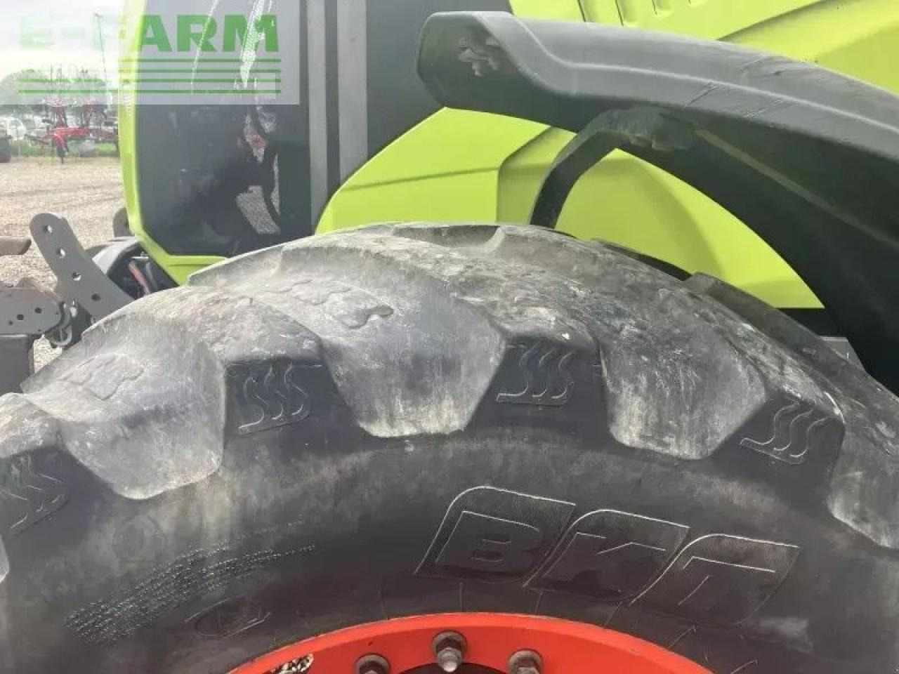 Farm tractor CLAAS axion 810 c-matic CMATIC