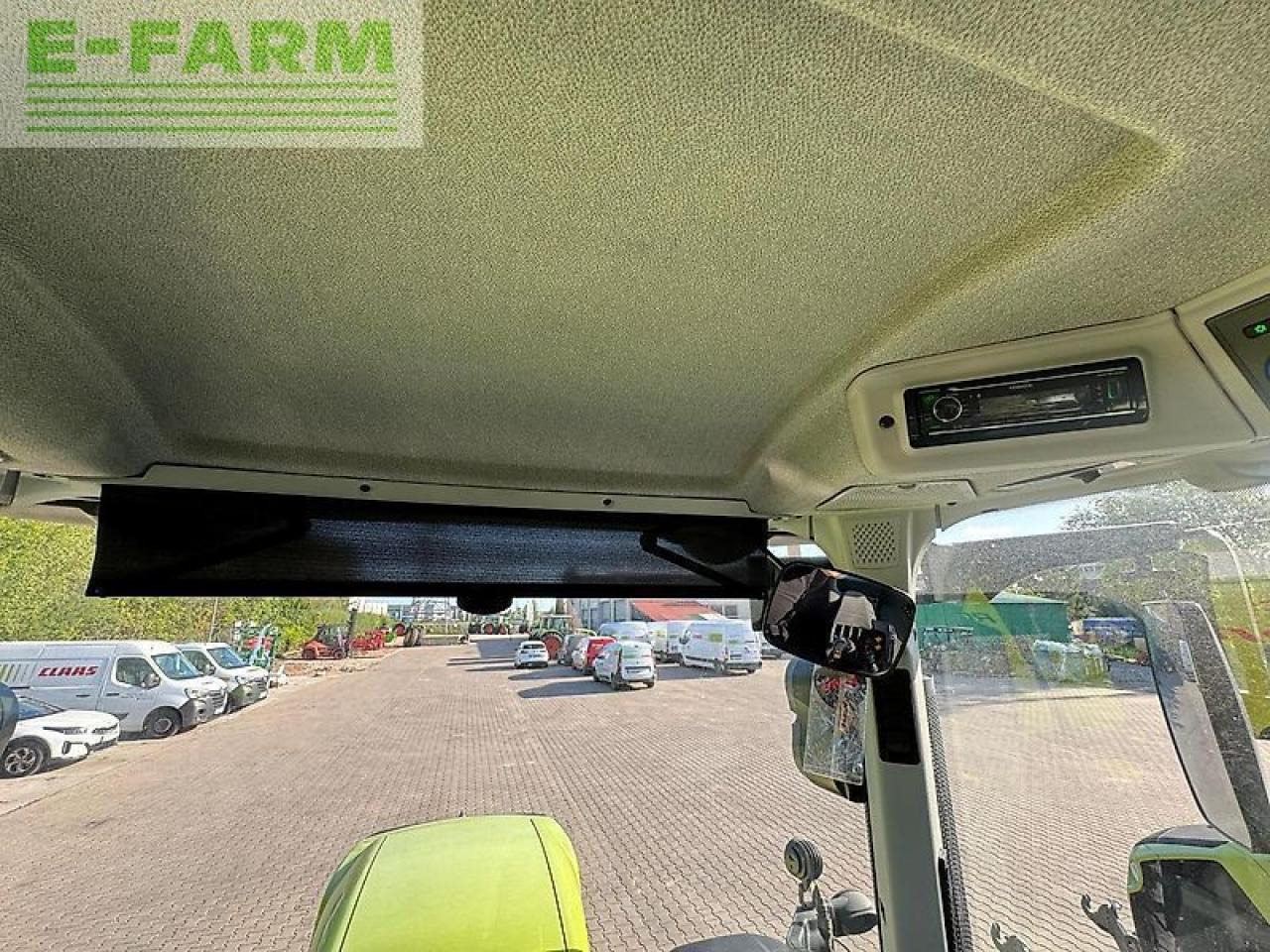 Farm tractor CLAAS axion 810 cebis hexa-shift