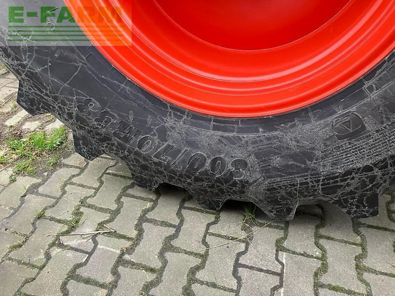 Farm tractor CLAAS axion 810 cis+ cm