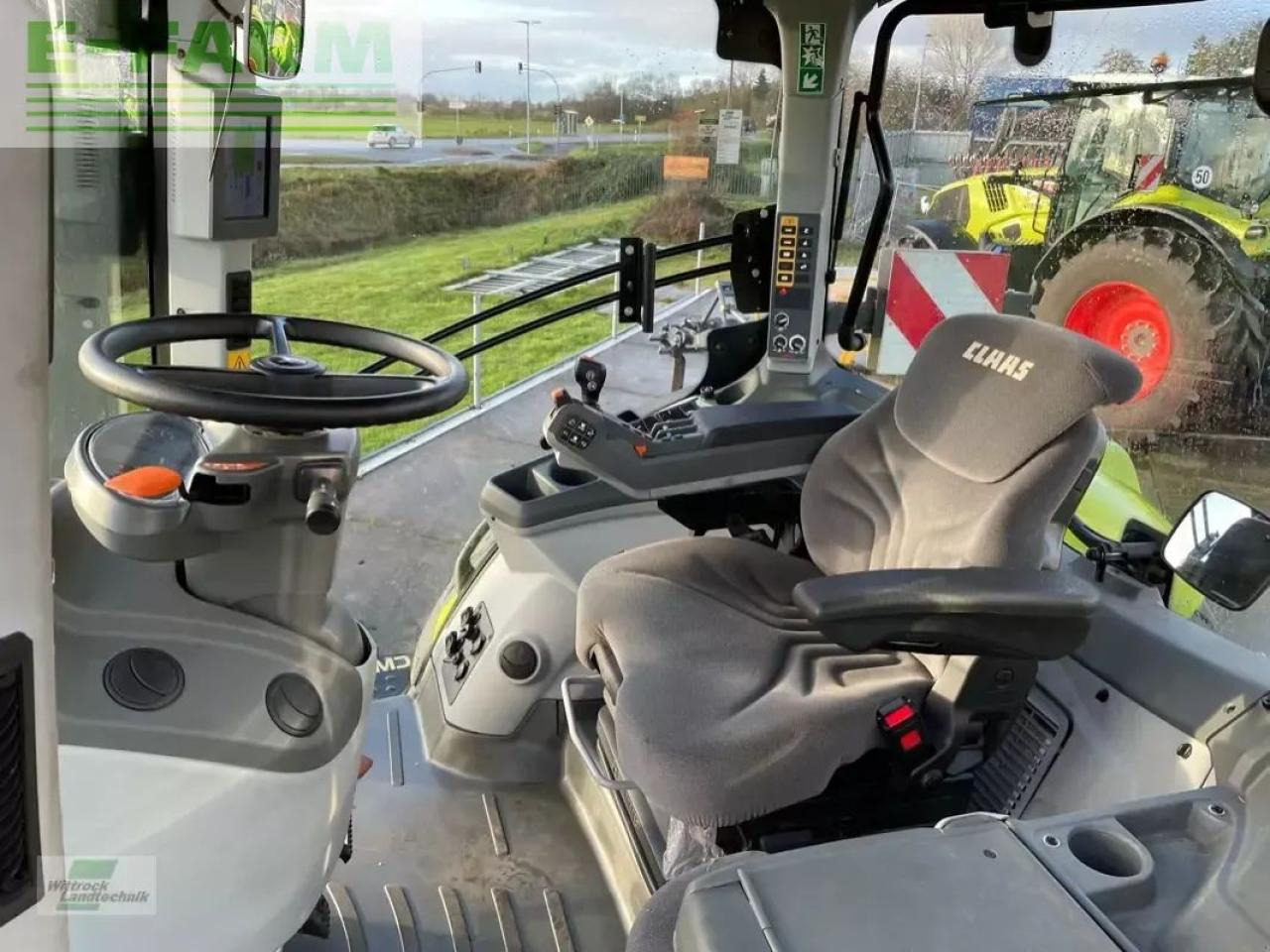 Farm tractor CLAAS axion 810 cm cis+