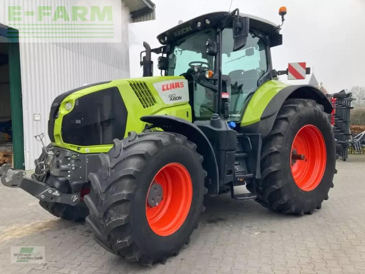 Farm tractor CLAAS axion 810 cm cis+