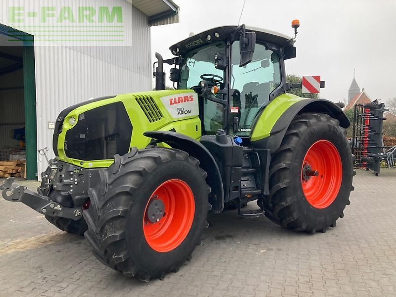 Farm tractor CLAAS axion 810 cm cis+