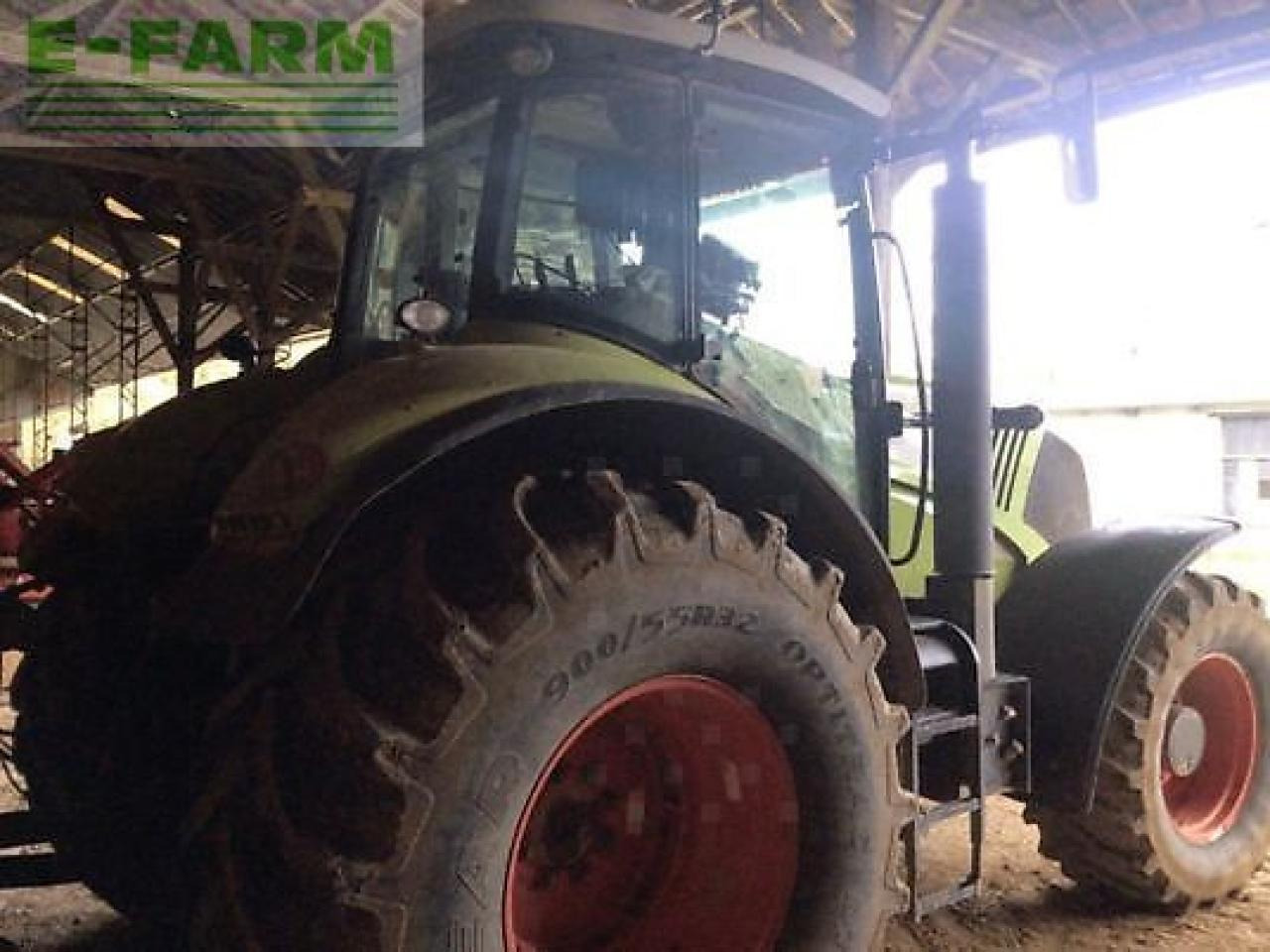 Farm tractor CLAAS axion 810 cmatic CMATIC