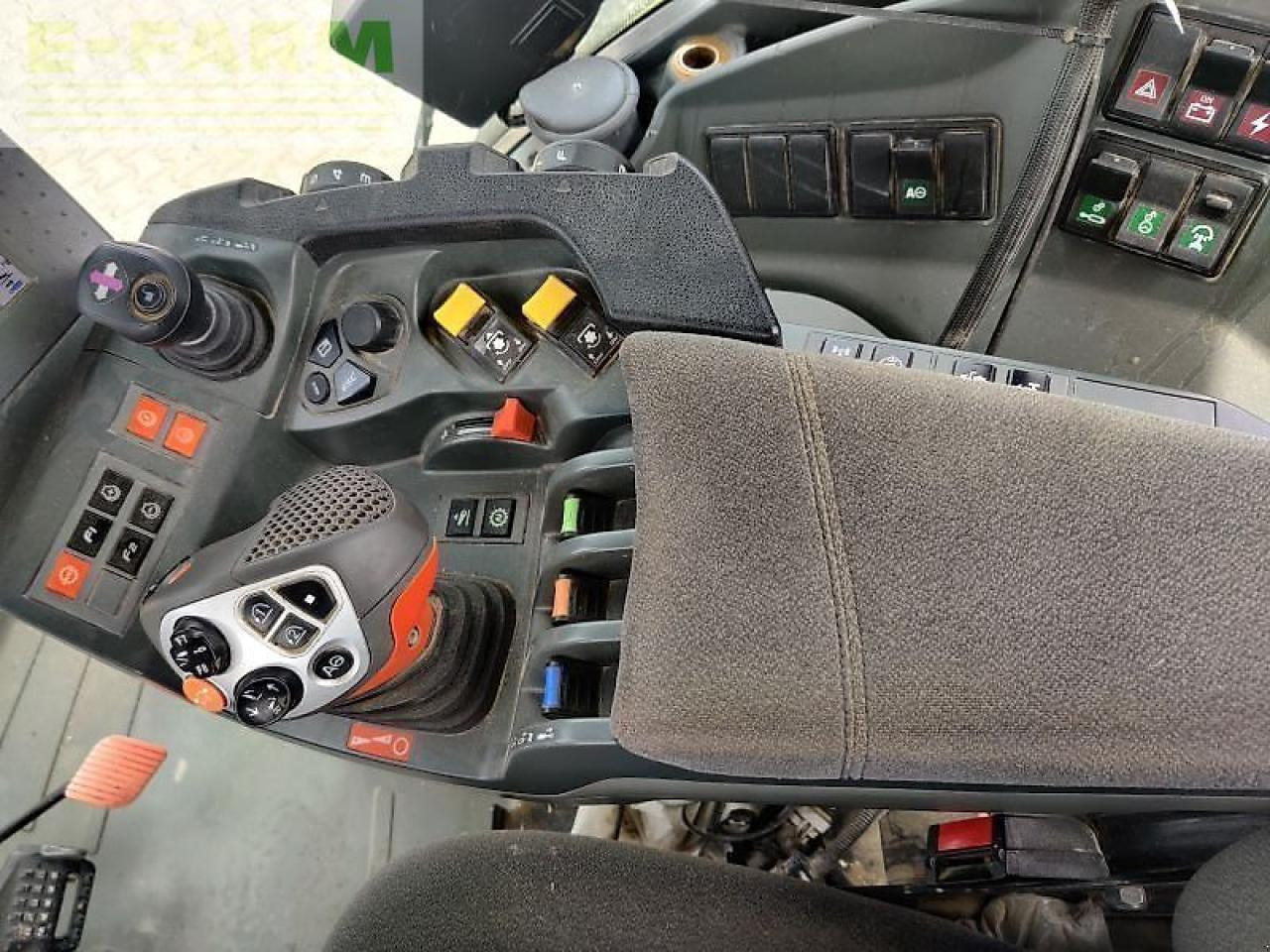 Farm tractor CLAAS axion 810 cmatic CMATIC