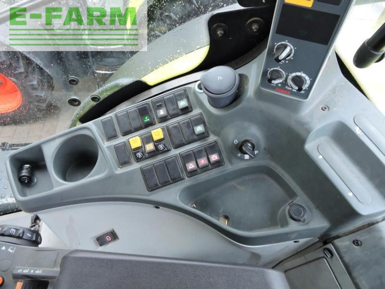Farm tractor CLAAS axion 810 cmatic cis