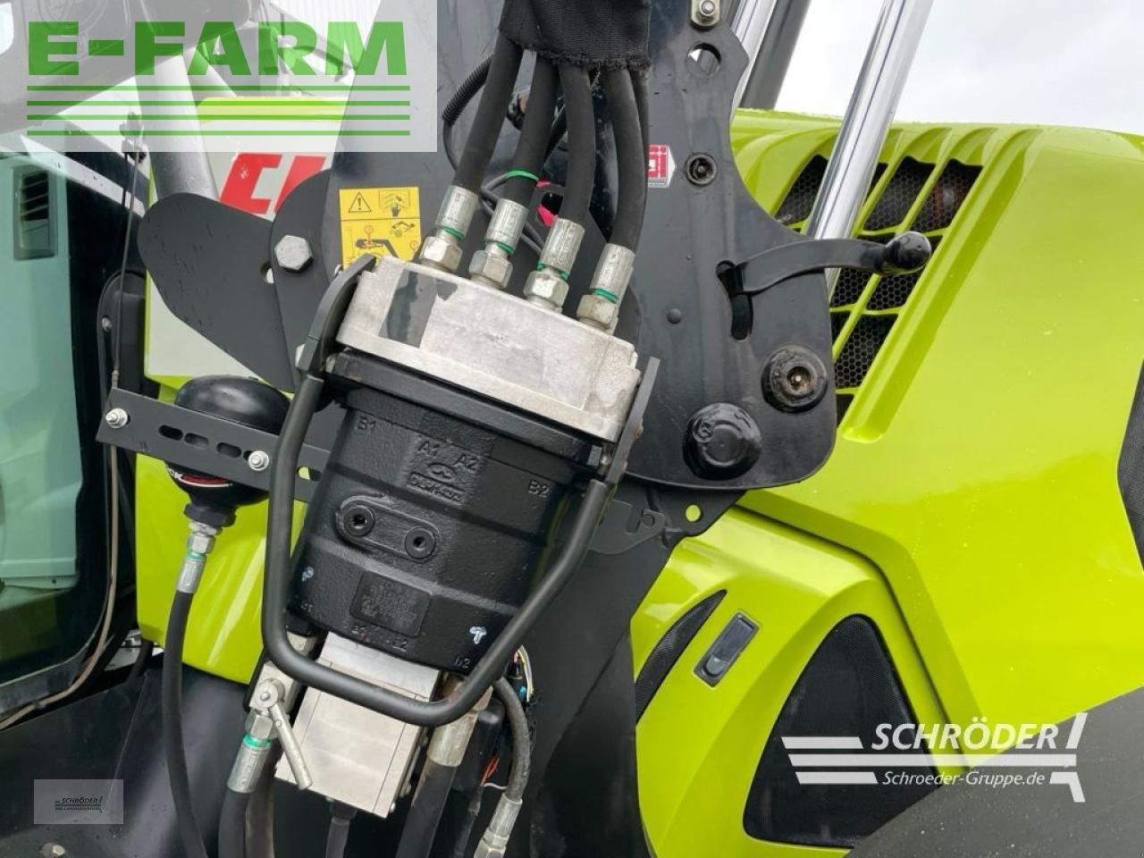 Farm tractor CLAAS axion 810 cmatic rtk