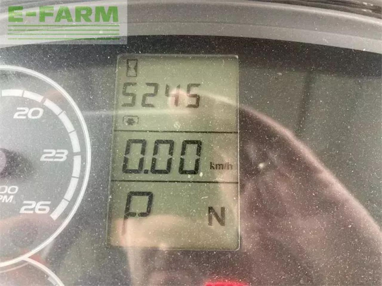 Farm tractor CLAAS axion 820 cmatic CMATIC
