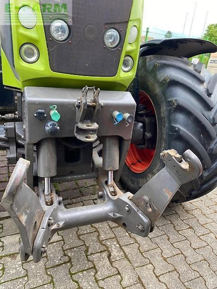 Farm tractor CLAAS axion 820 cmatic CMATIC