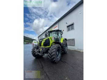 Farm tractor CLAAS axion 830